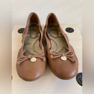 Dexflex Comfort Caramel Ballet Flats